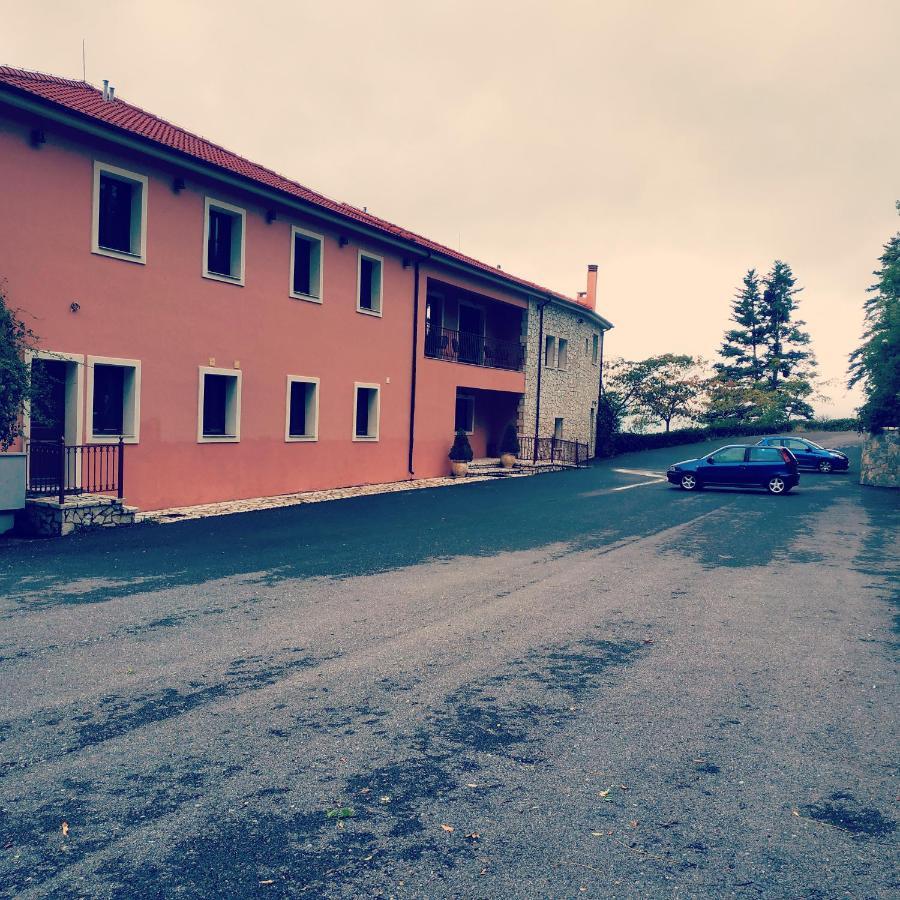 Vytina Mountain View Hotel Exterior foto